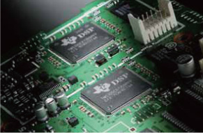 Dual DSP for transmitter/receiver and spectrum scope